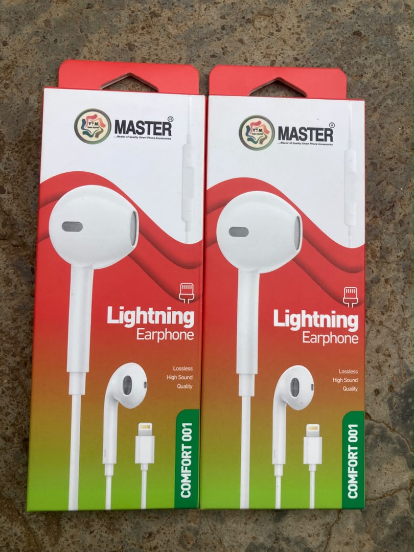 MASTER Lightning Earphone Comfort 001