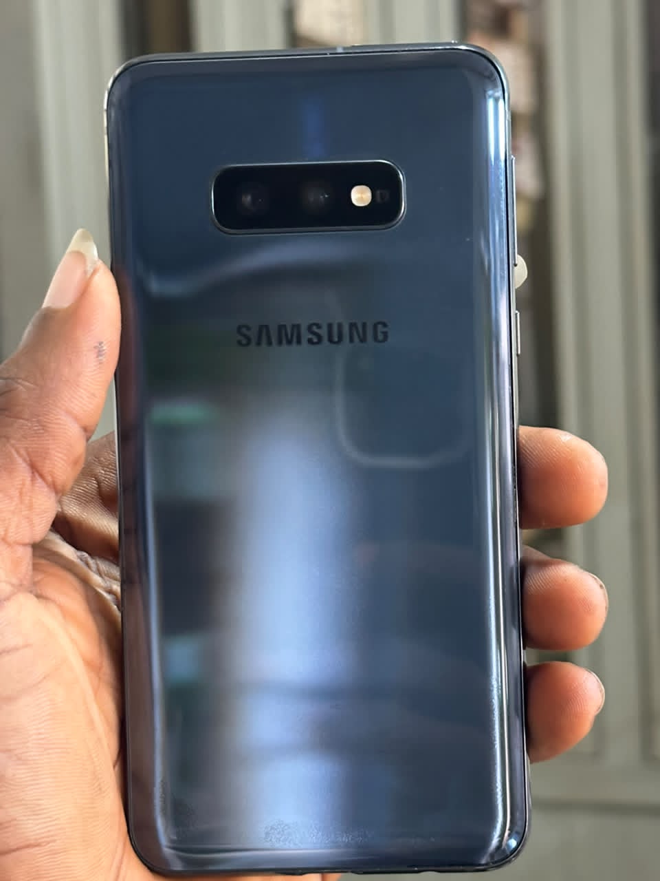 Samsung Galaxy S10e